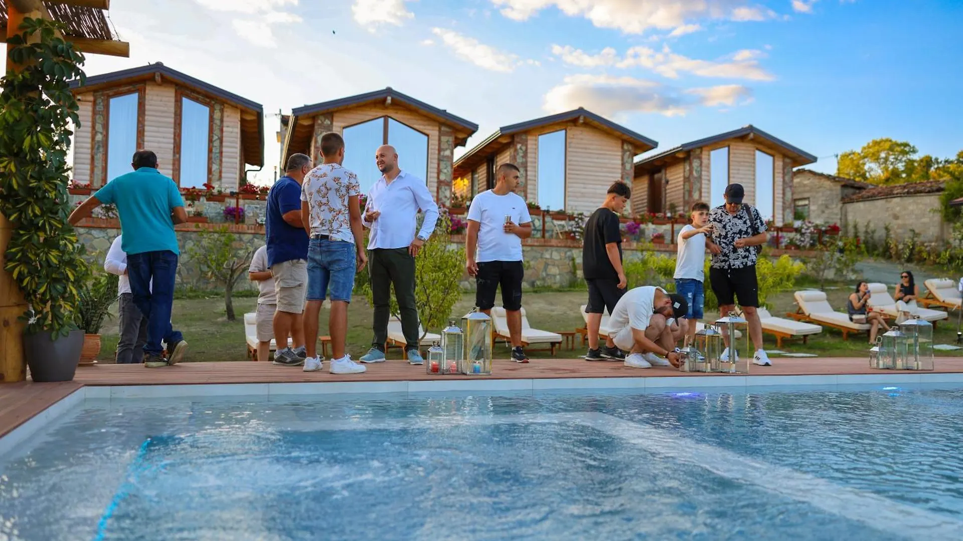 Guest House Si N'Shpi Tande - Mrizi I Zanave Fishte Albania